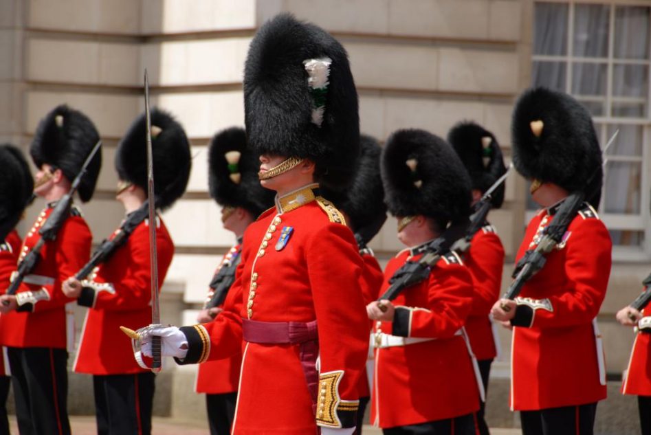 British Culture and Social Norms (2023 Guide)